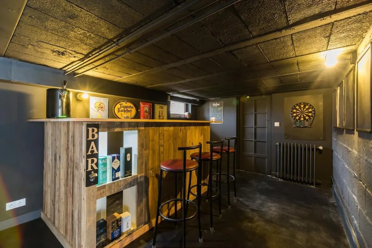 Hébergement de vacances Grande Maison Billard Et Confort A Guingamp France